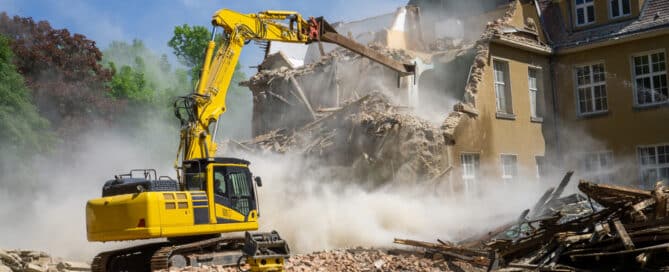 demolishing house for reconstuction